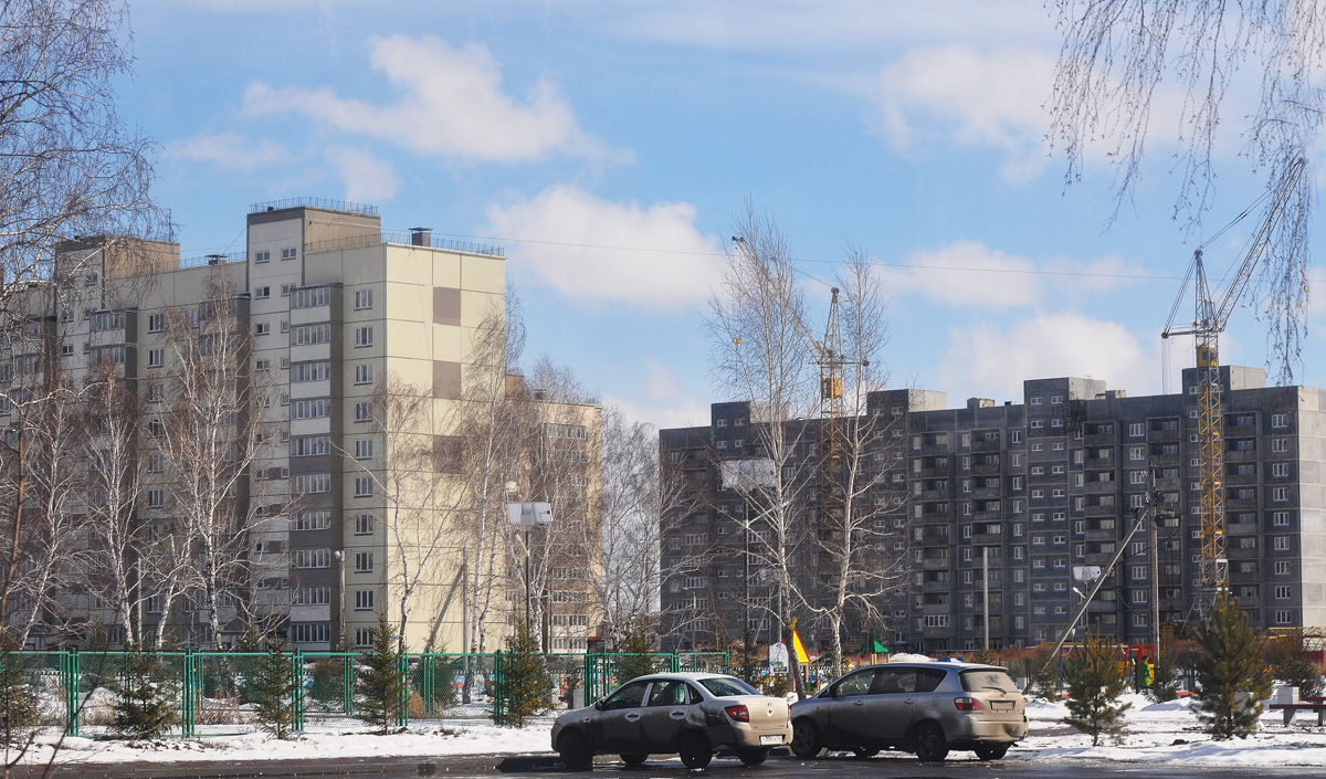 Омск, Улица Валентины Бисяриной, 3; Сибирский проспект, 45/1