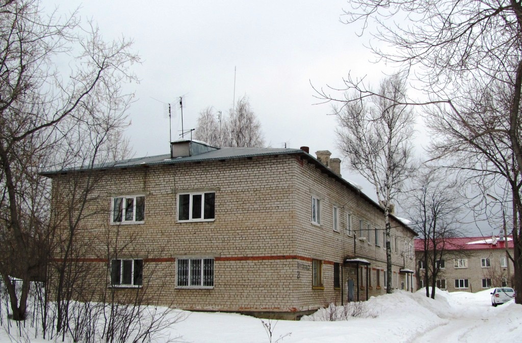 Полазна, Улица Нефтяников, 21