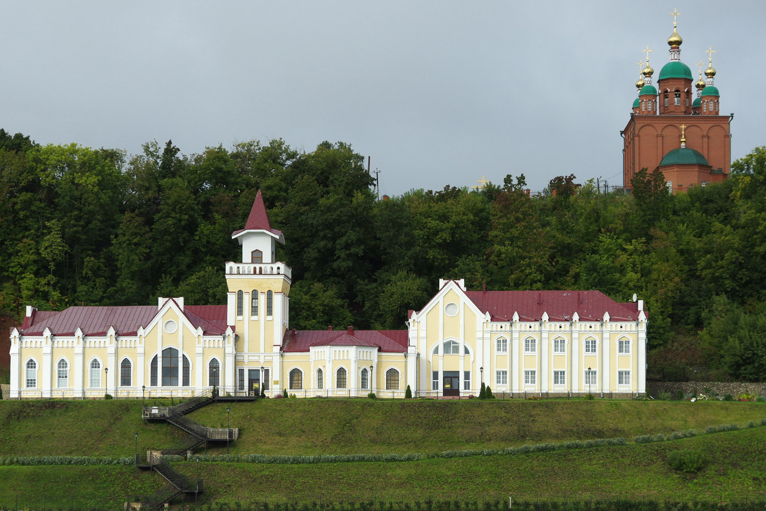 Сарапул, Улица Оползина, 1