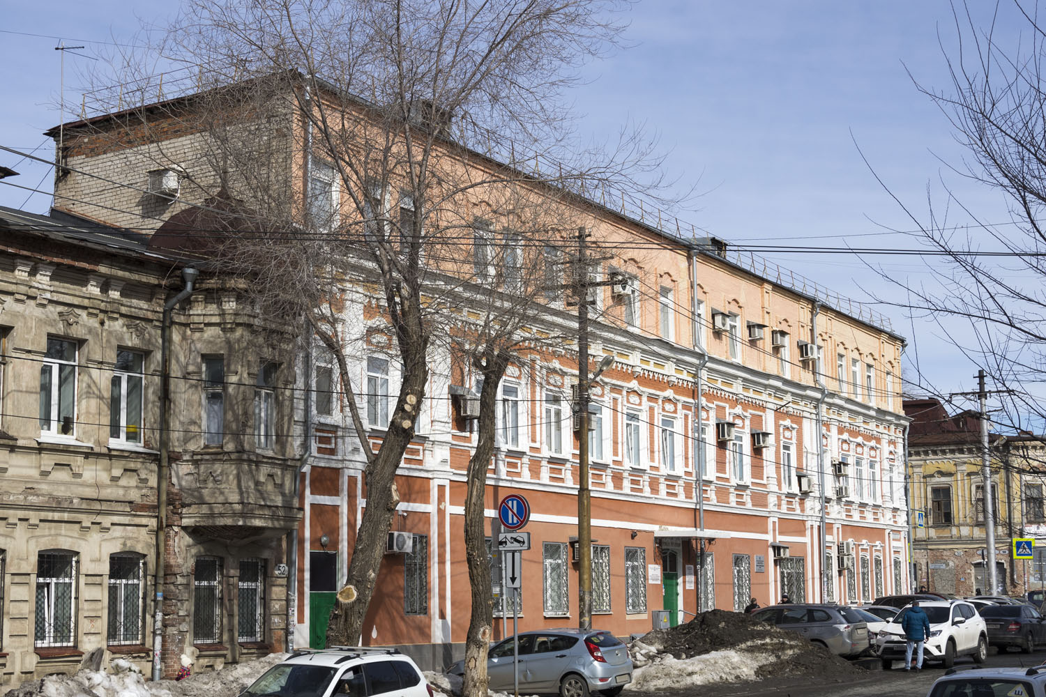 Samara, Молодогвардейская улица, 54 / Улица Венцека, 59