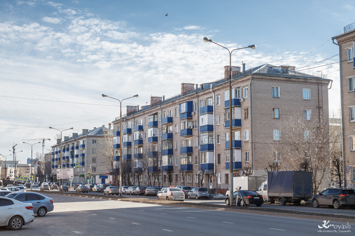 Казань, Улица Короленко, 89; Улица Гагарина, 2 / Улица Короленко, 91