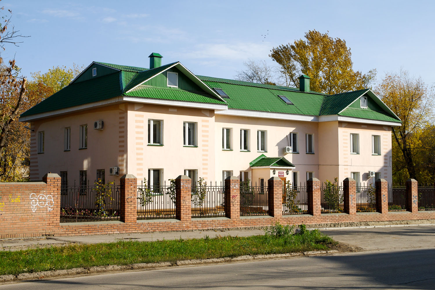 Novokuybyshevsk, Улица Чернышевского, 25
