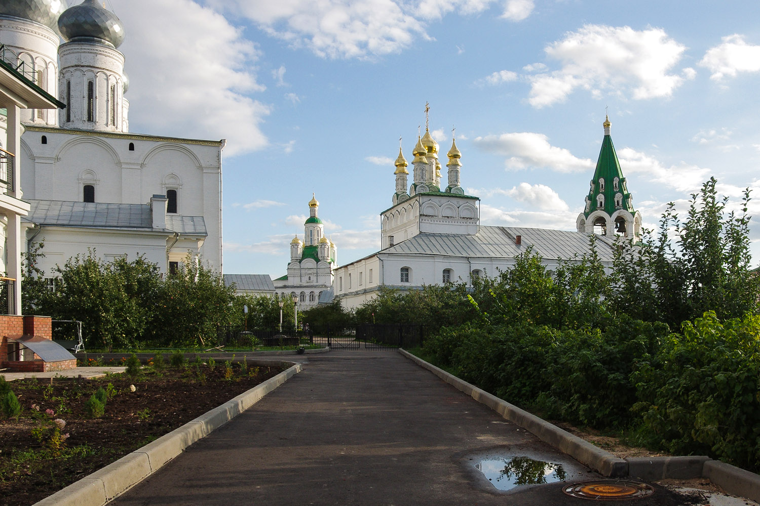 Лысковский район, прочие н.п., пос. Макарьево, улица Набережная, 1 (трапезная)