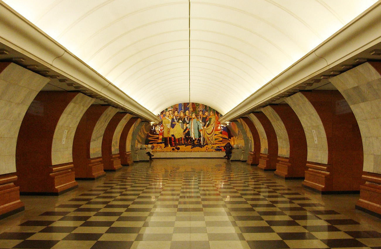 Moskau, Арбатско-Покровская линия Московского метрополитена / Солнцевская линия Московского Метрополитена, станция метро «Парк Победы»