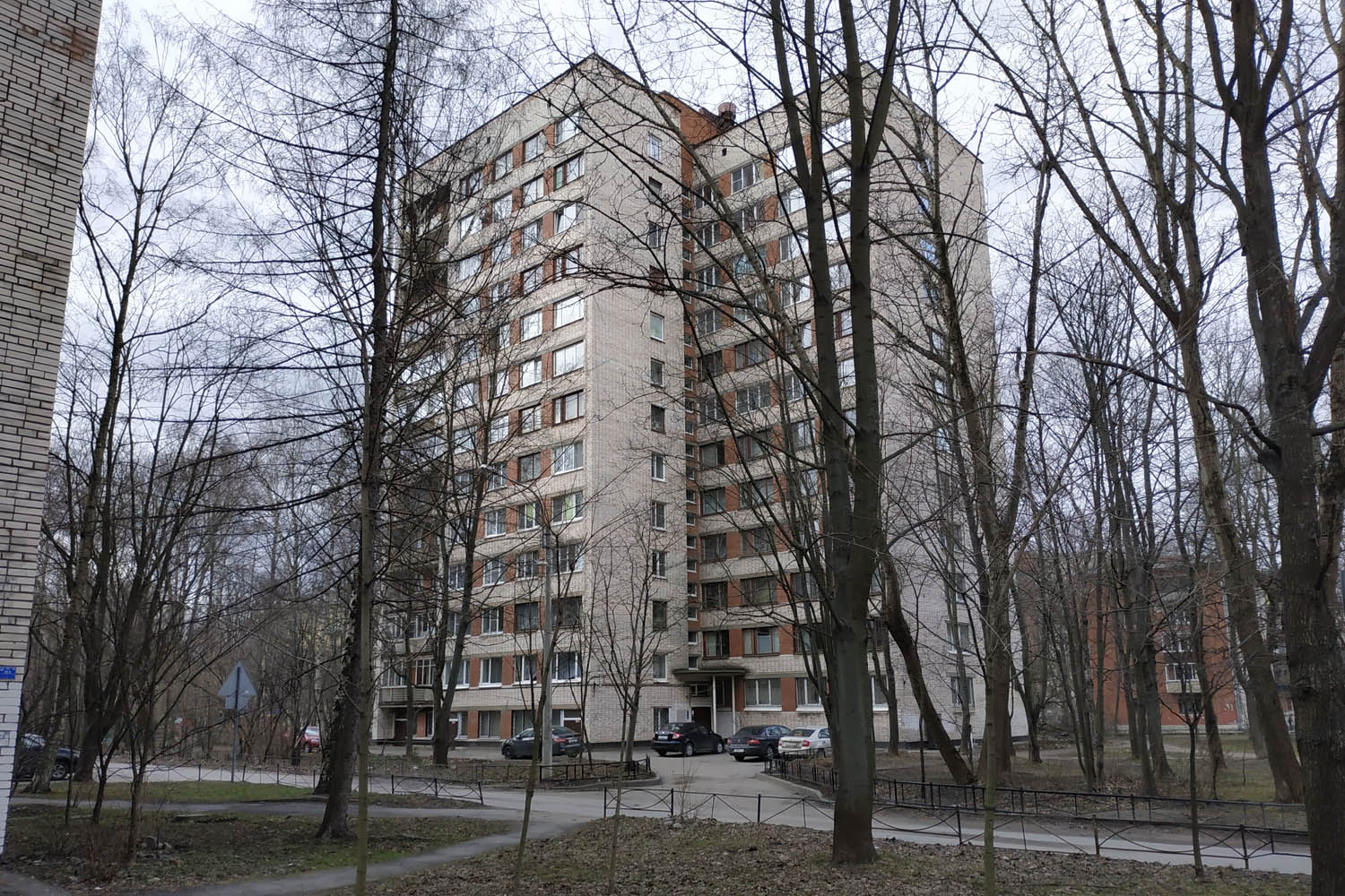 Санкт-Петербург, Проспект Пархоменко, 33