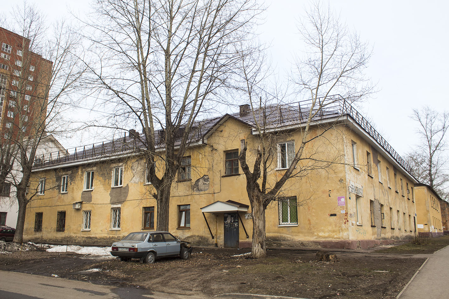 Уфа, Черниковская улица, 17 / Улица Ивана Франко, 6