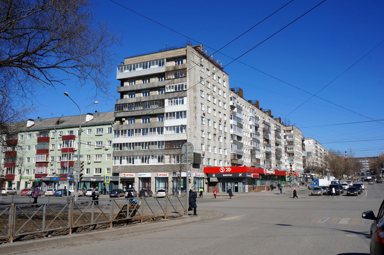 Пермь, Улица Крисанова, 19