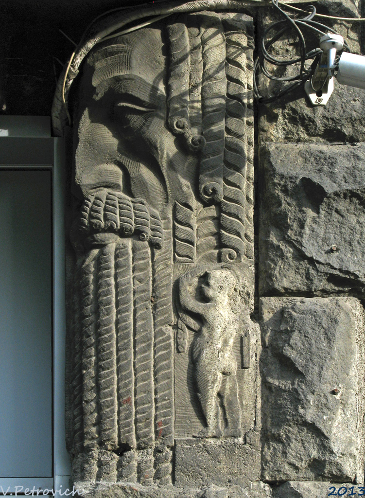 Харьков, Павловская площадь, 10