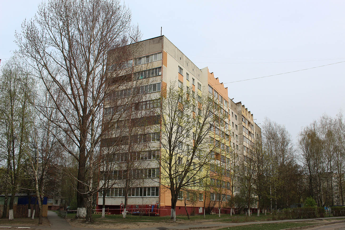 Жлобин, 16-й микрорайон, 35