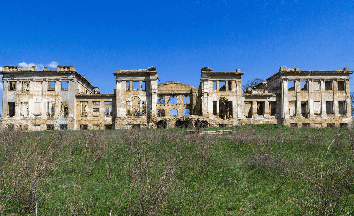 Васильевка, Улица Волчье логово