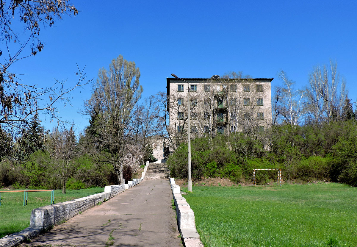 Соледар, Соледарская улица, 1А