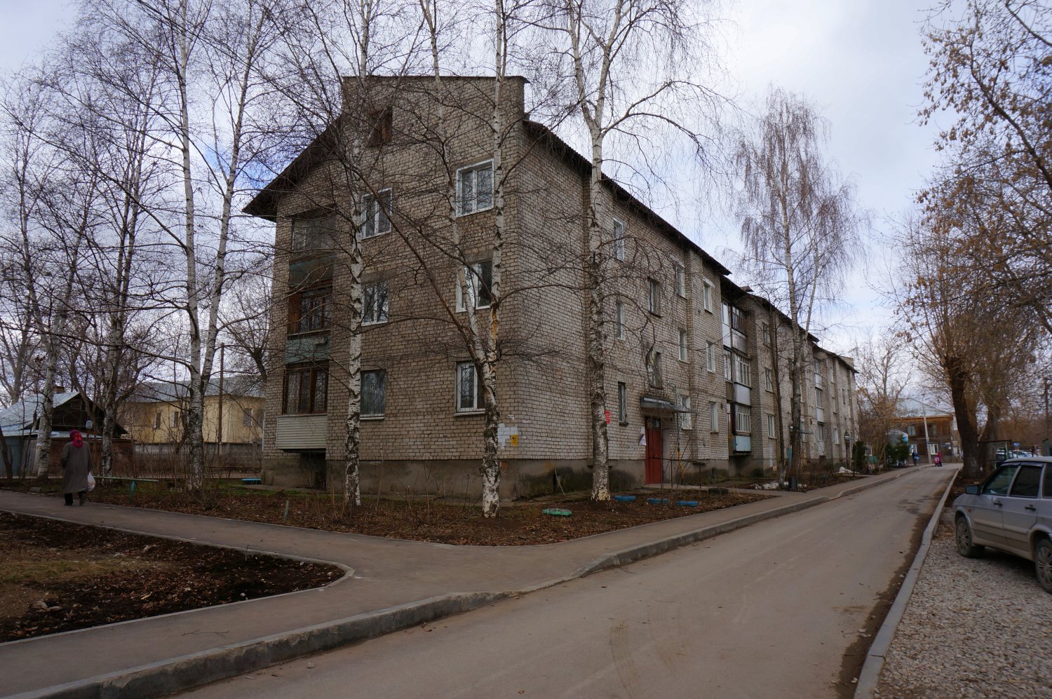 Пермь, Улица Есенина, 13