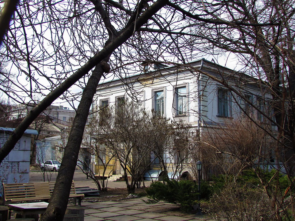 Харьков, Улица Жён Мироносиц, 10