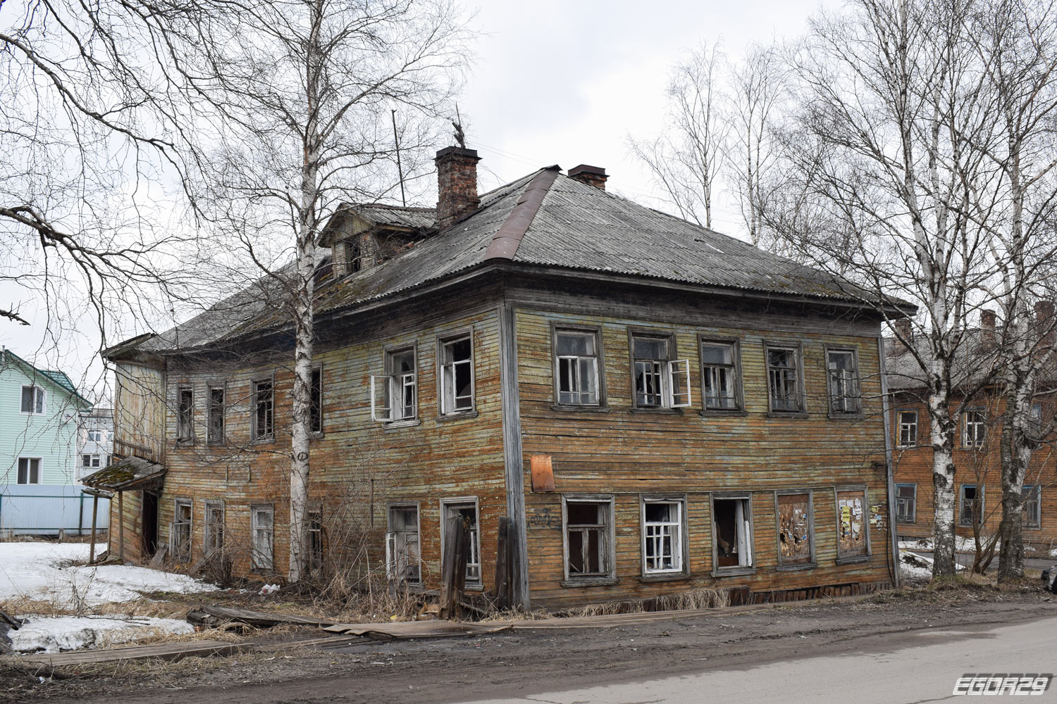 Архангельск, Улица Маяковского, 9 / Улица Георгия Иванова, 49