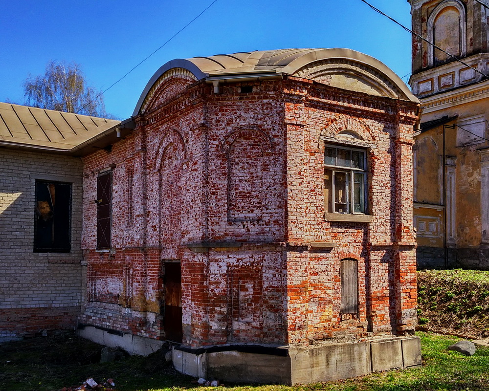 Ростов, Советская площадь, 19А*