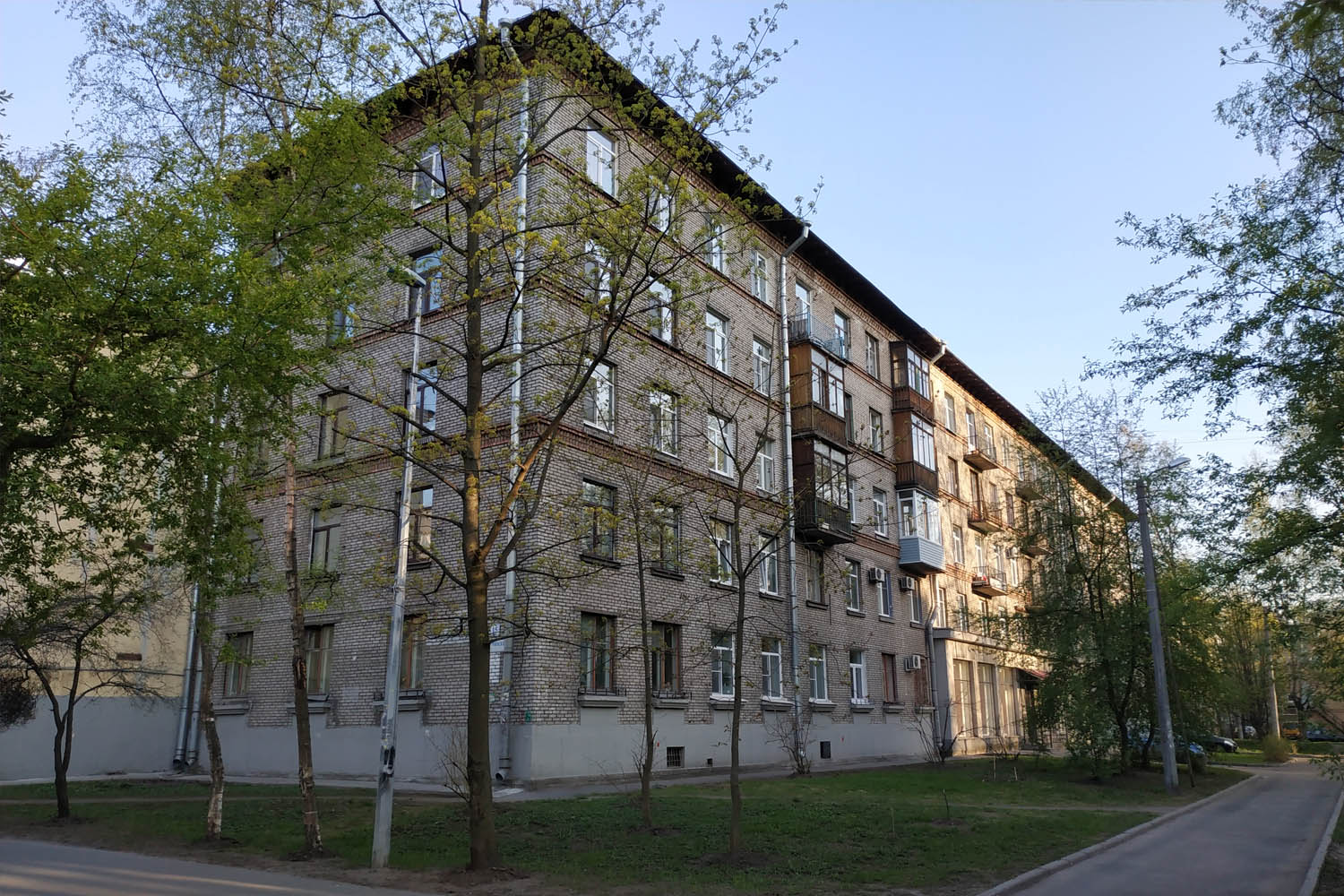 Санкт-Петербург, 2-й Муринский проспект, 15