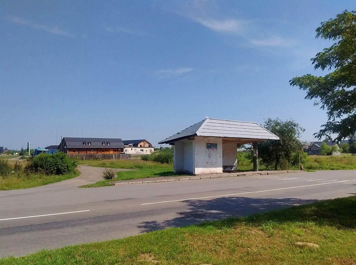 Буск, Львовская улица, 77*; Госпитальная улица, 18