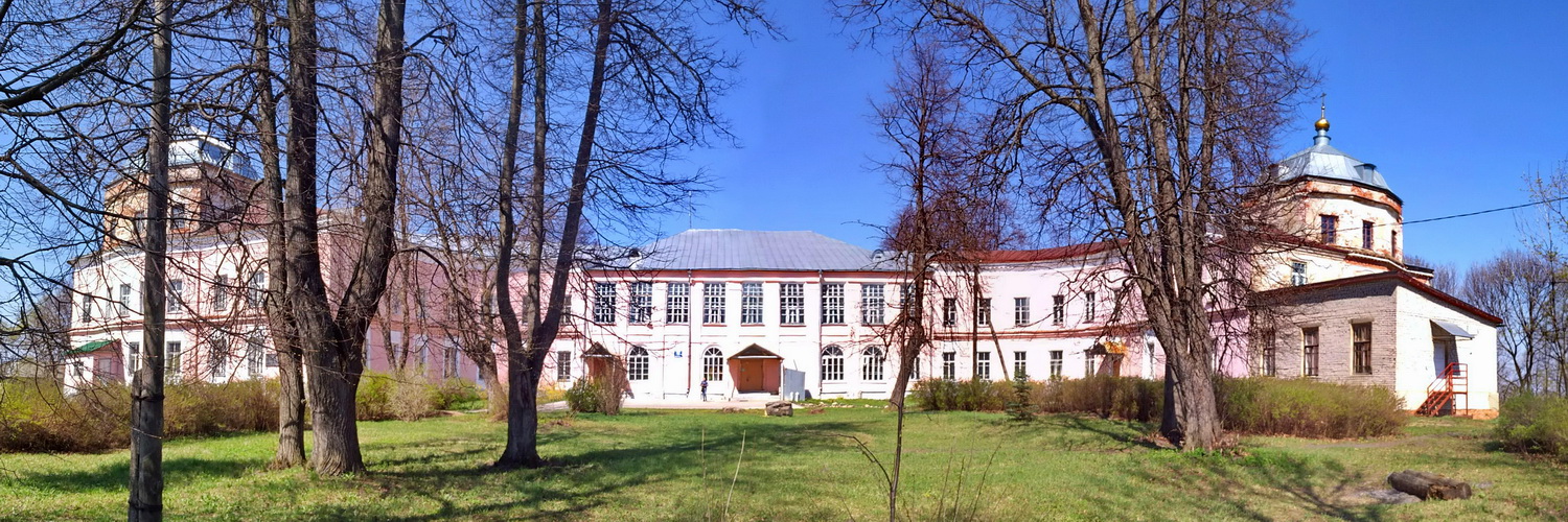 Переславский район, прочие н.п., с. Смоленское, Парковая улица, 1