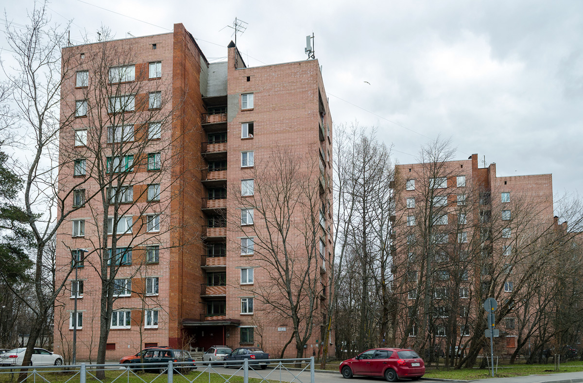 Sestrorieck, Набережная реки Сестры, 7; Набережная реки Сестры, 5