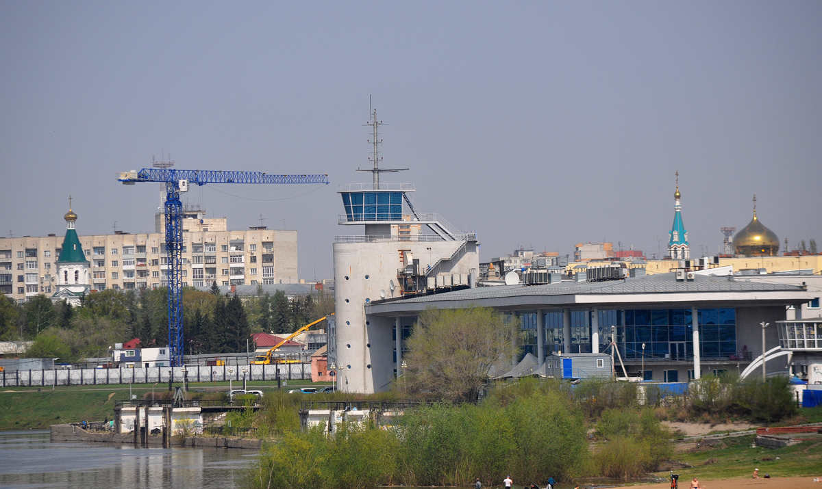 Омск, Улица Лермонтова, 2; Спартаковская улица, 3А