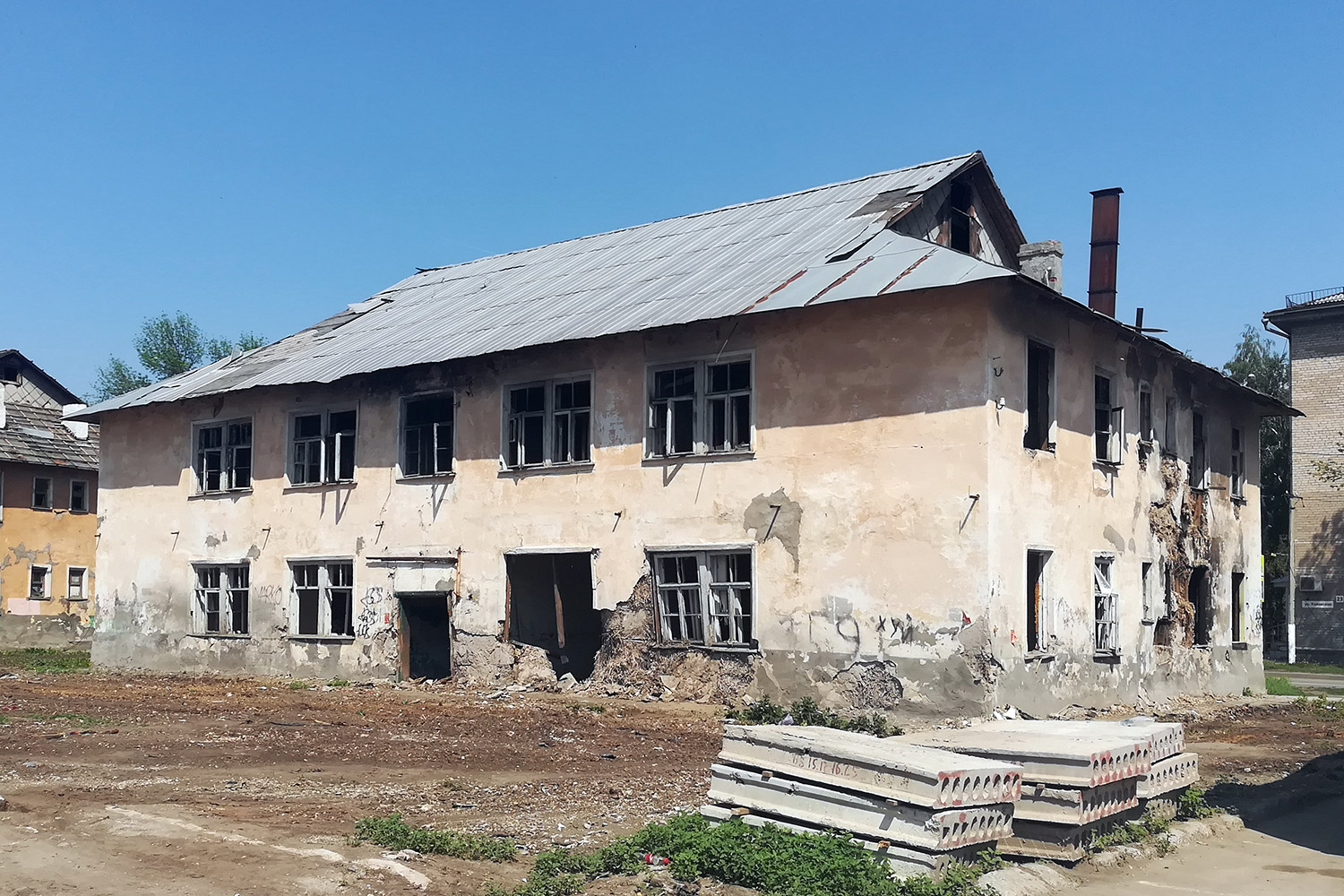 Samara, Каховская улица, 28