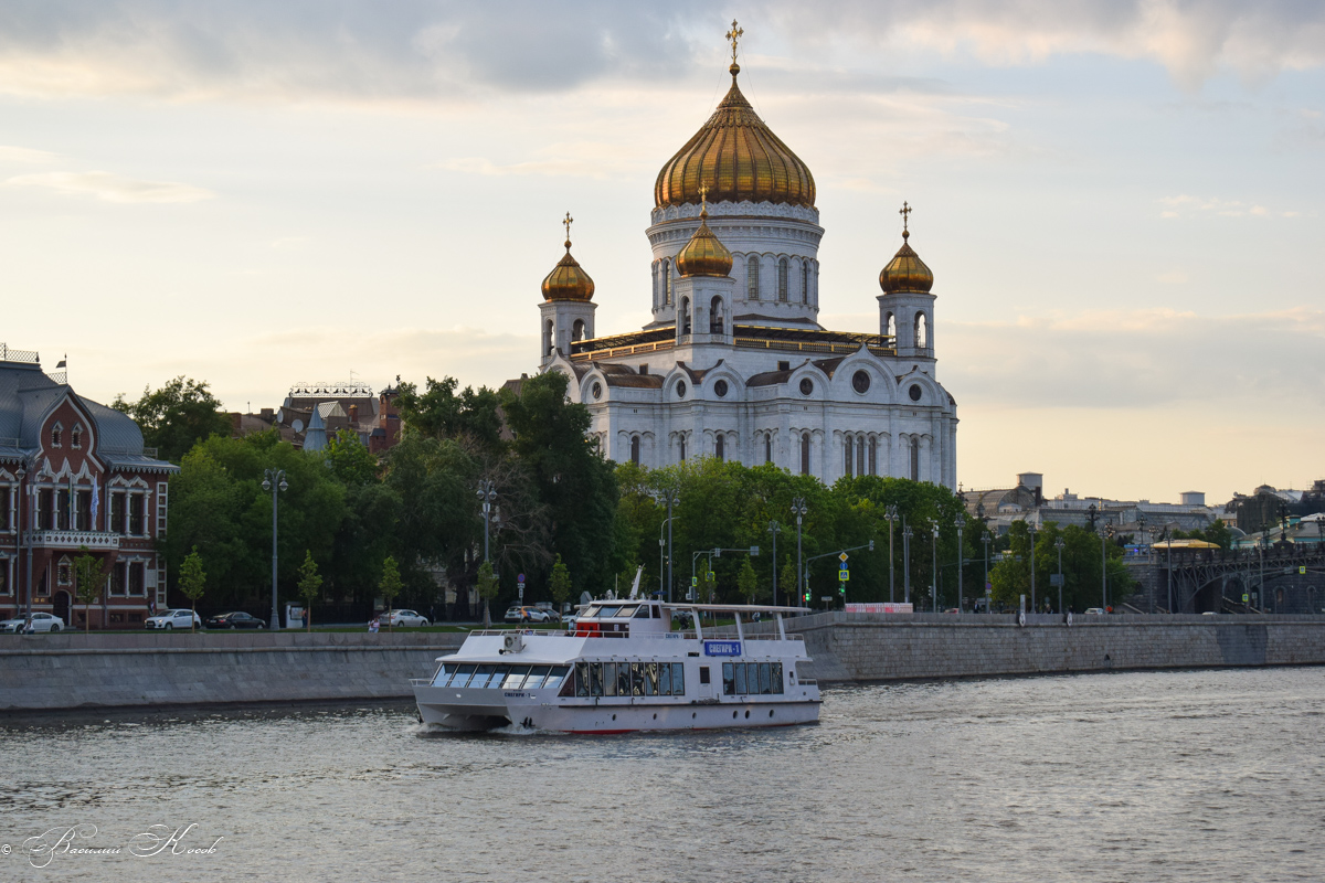 Москва, Улица Волхонка, 15