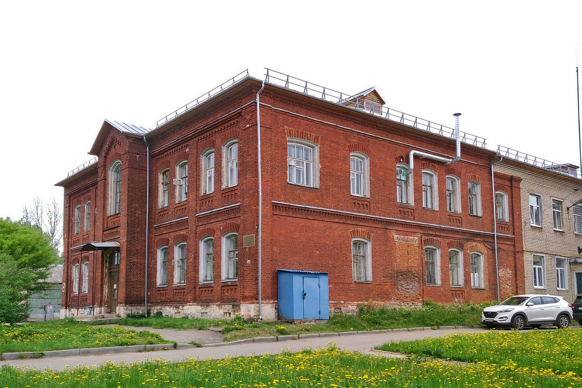 Некрасовское, Набережная улица, 46 Богадельня