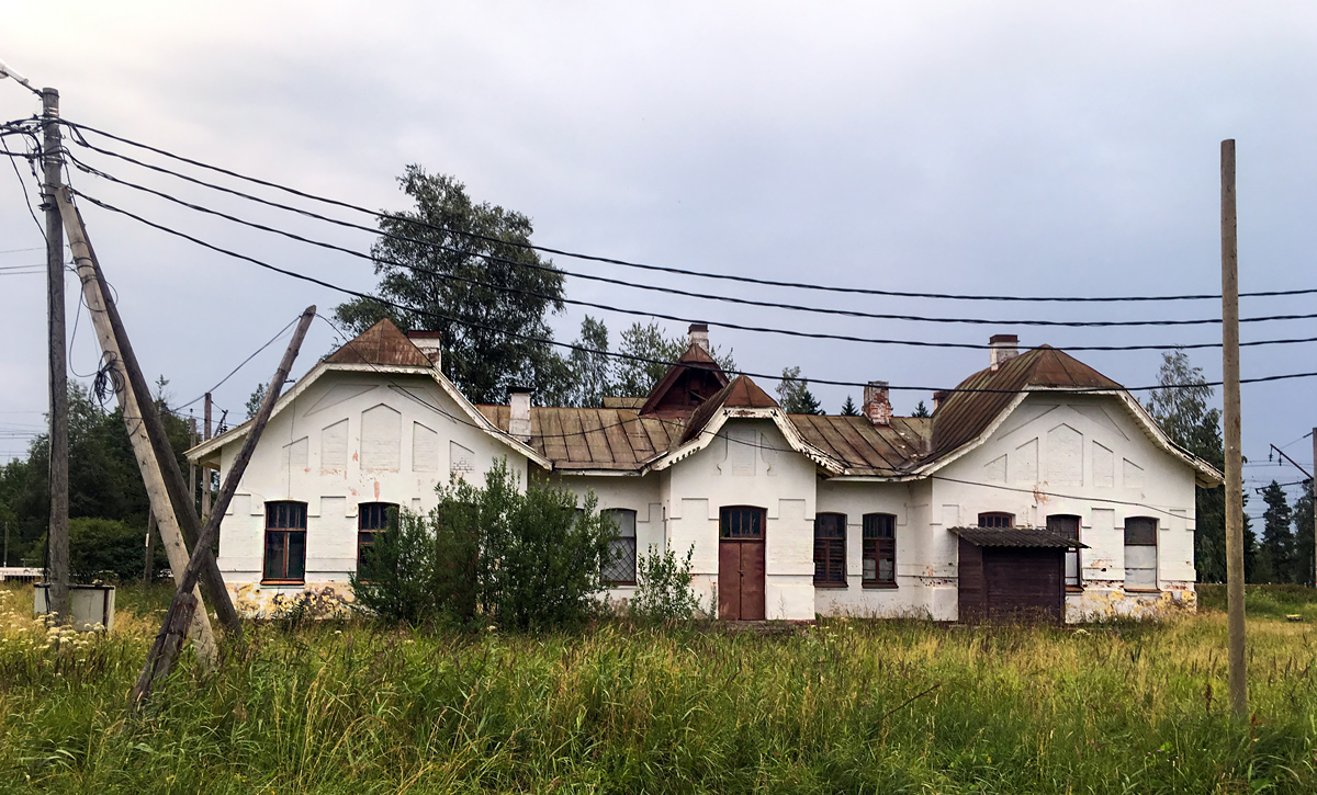 Gatchina District, other localities, Сусанино, Павловский проспект, 60б