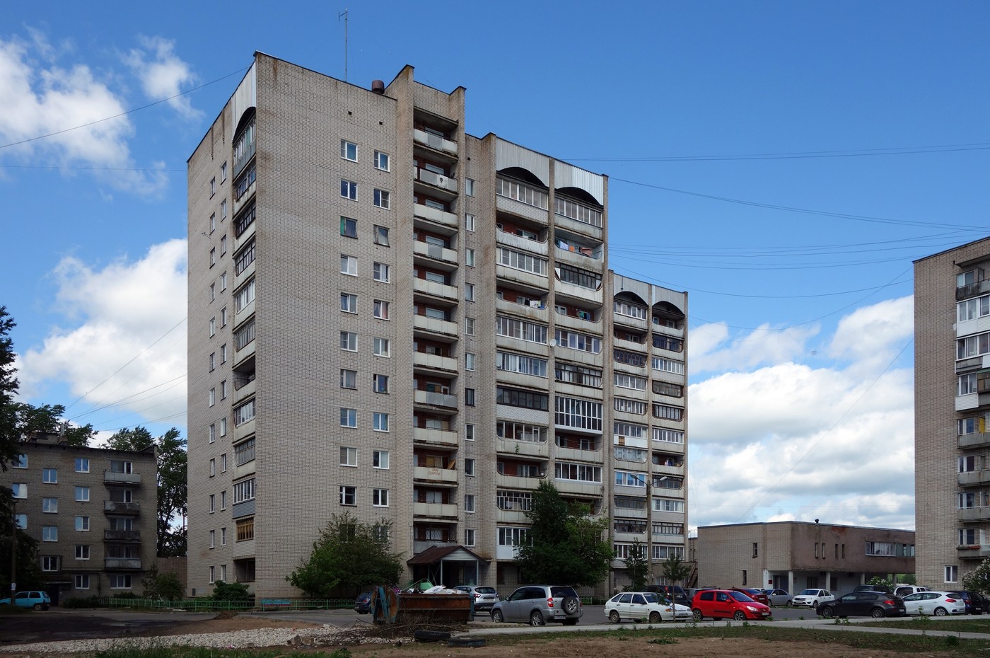Великий Новгород, Большая Московская улица, 116 / Улица Державина, 2