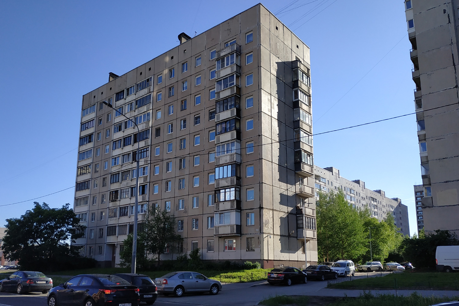 Peterburi, Дунайский проспект, 26