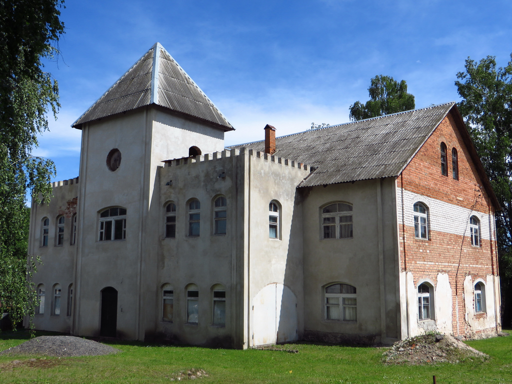 Прилуки, Школьная улица, 10