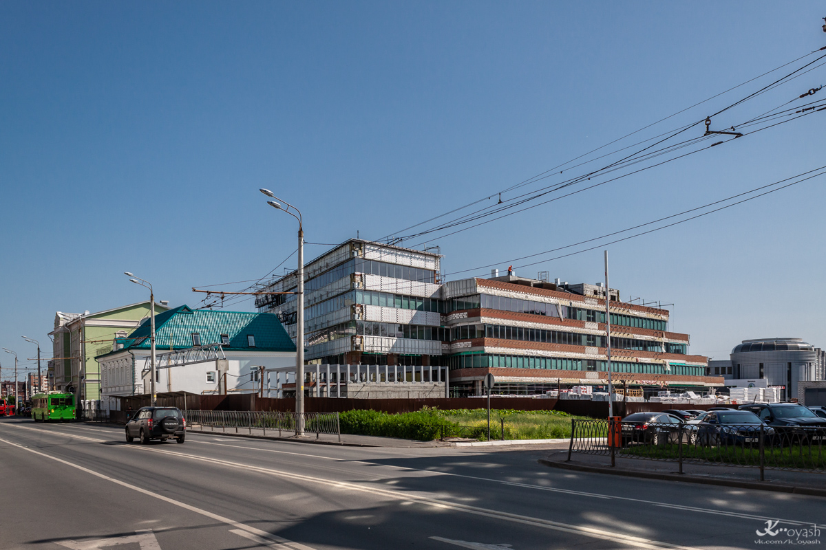 Казань, Улица Островского, 100; Улица Островского, 98