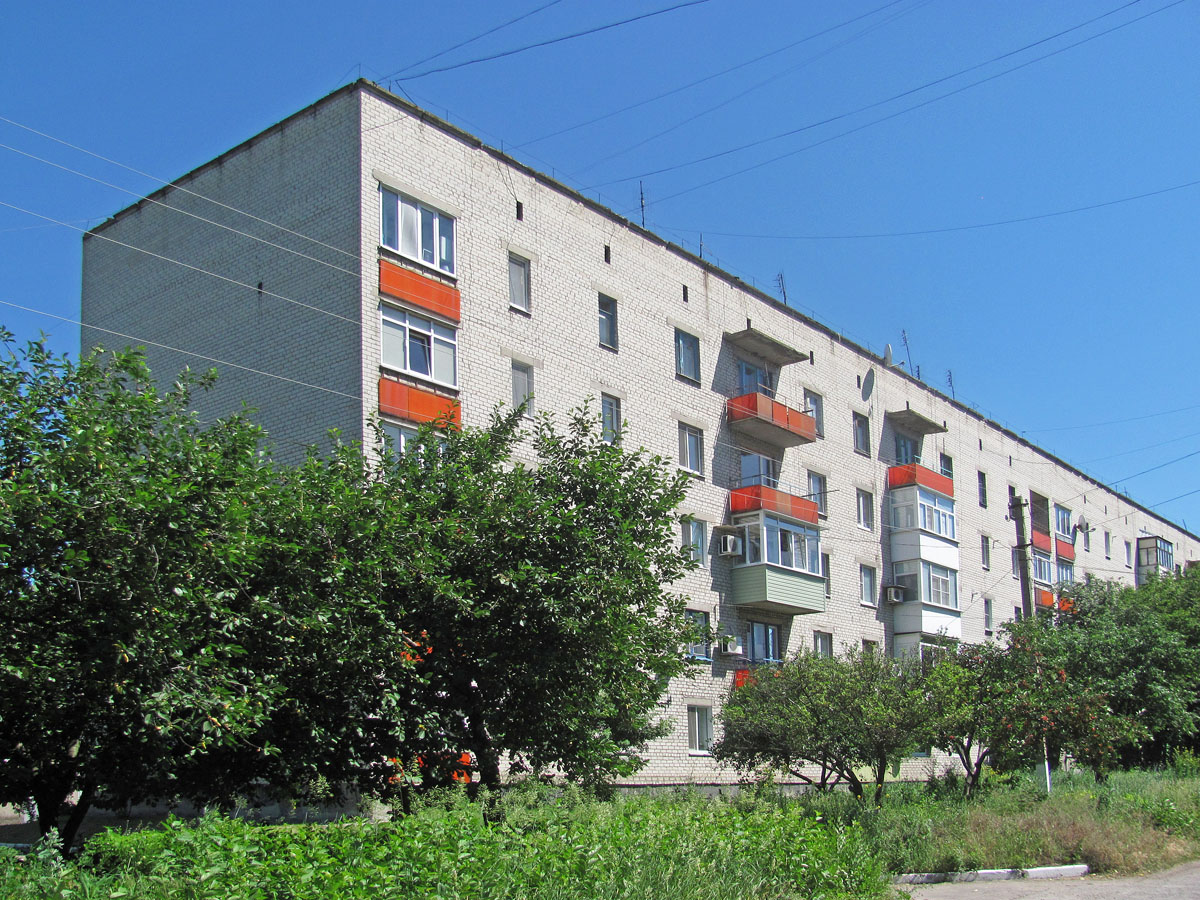 Лисичанск, Новодружеск, Улица Будённого, 121А