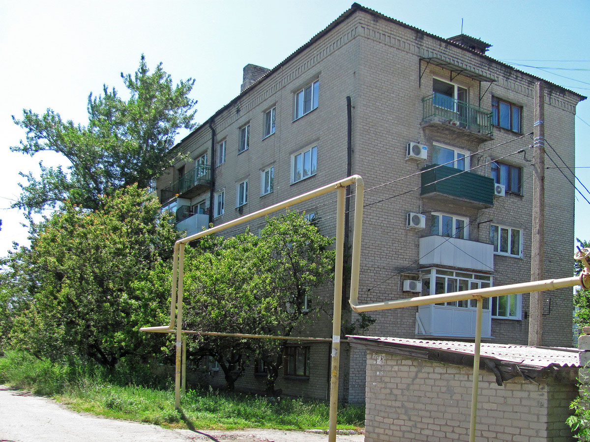 Лисичанск, Новодружеск, Улица Фёдора Капусты, 12
