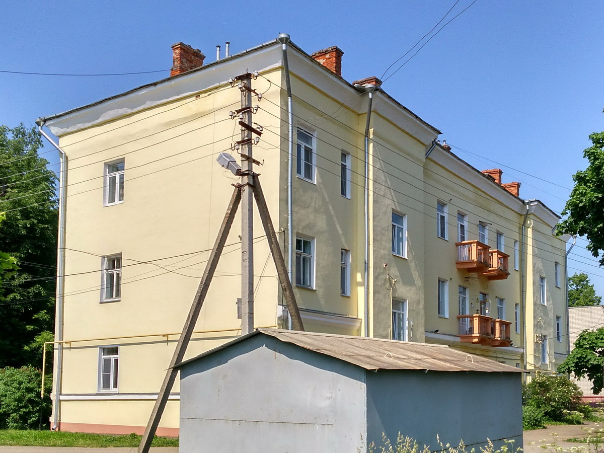 Красные Ткачи, Улица Пушкина, 8