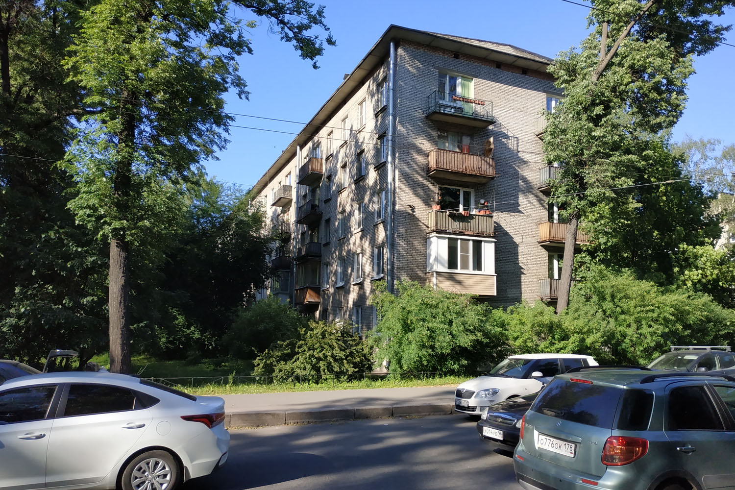 Petersburg, Новороссийская улица, 10