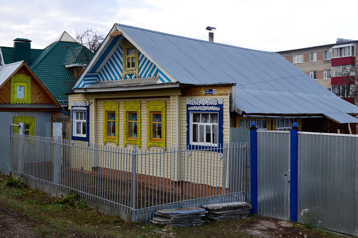 Красный Ключ, Советская улица, 12. Резные наличники