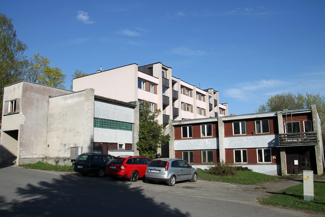Кайу, Maisimäe tee, 4; Maismäe tee, 2; Kasvandu tee, 21