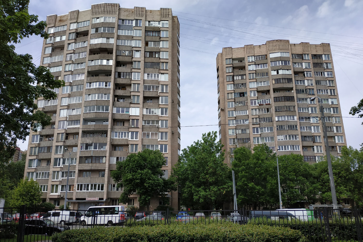 Санкт-Петербург, Улица Демьяна Бедного, 6 корп. 1; Улица Демьяна Бедного, 8 корп. 1