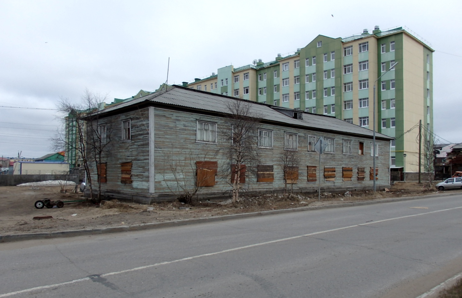 Naryan-Mar, Улица Хатанзейского, 22