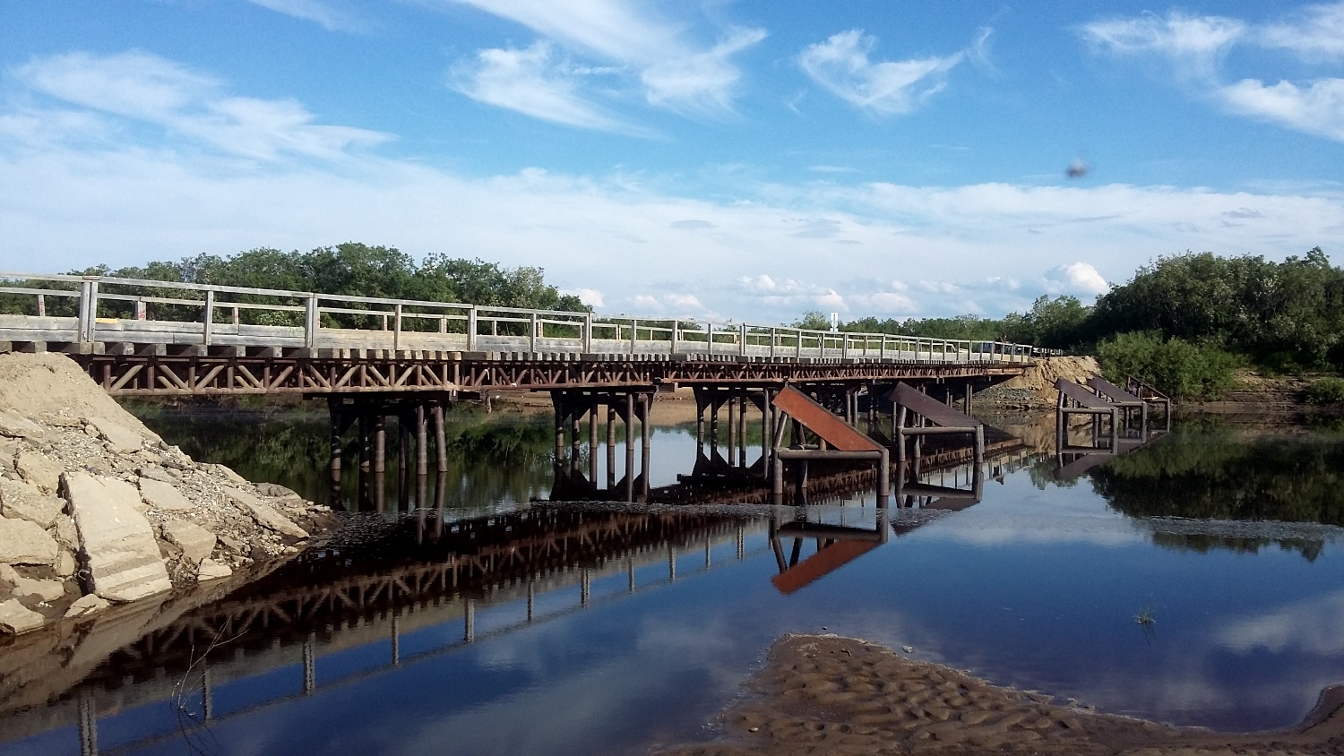 Заполярный район, прочие н.п., Лая-Вожская дорога, мост через р.Куя