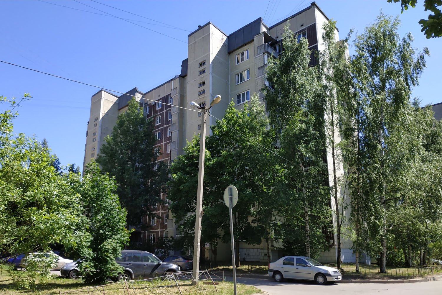 Всеволожск, Улица Балашова, 8 / Василеозёрская улица, 3