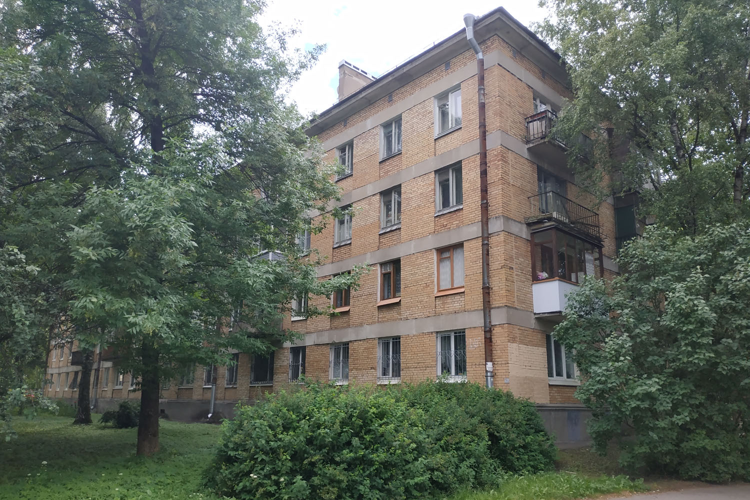 Puschkin, Ахматовская улица, 15
