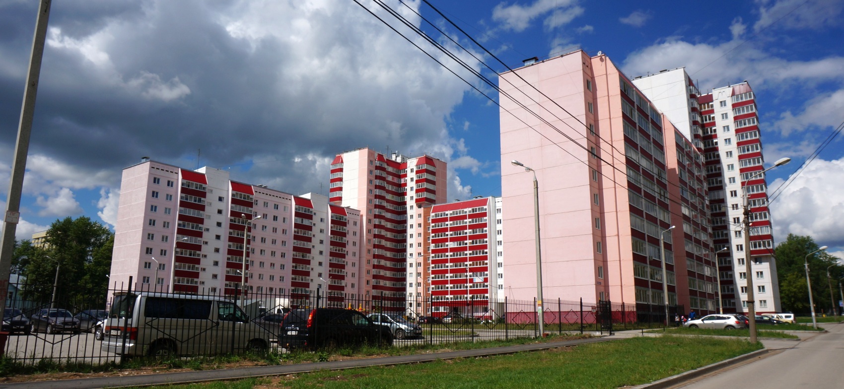 Perm, Улица Адмирала Ушакова, 21