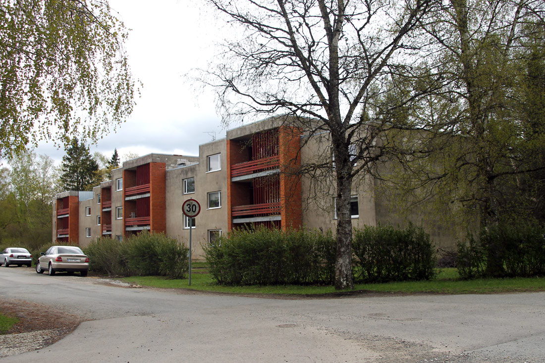 Каэрепере, Staadioni, 8