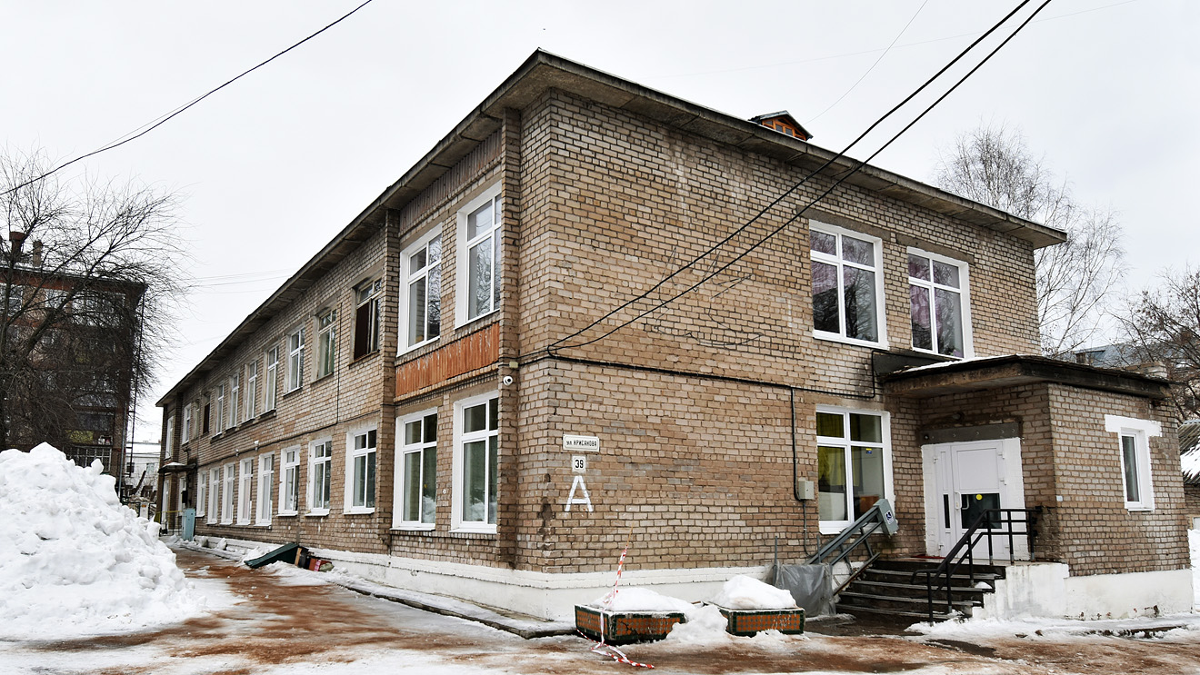Пермь, Улица Крисанова, 39А