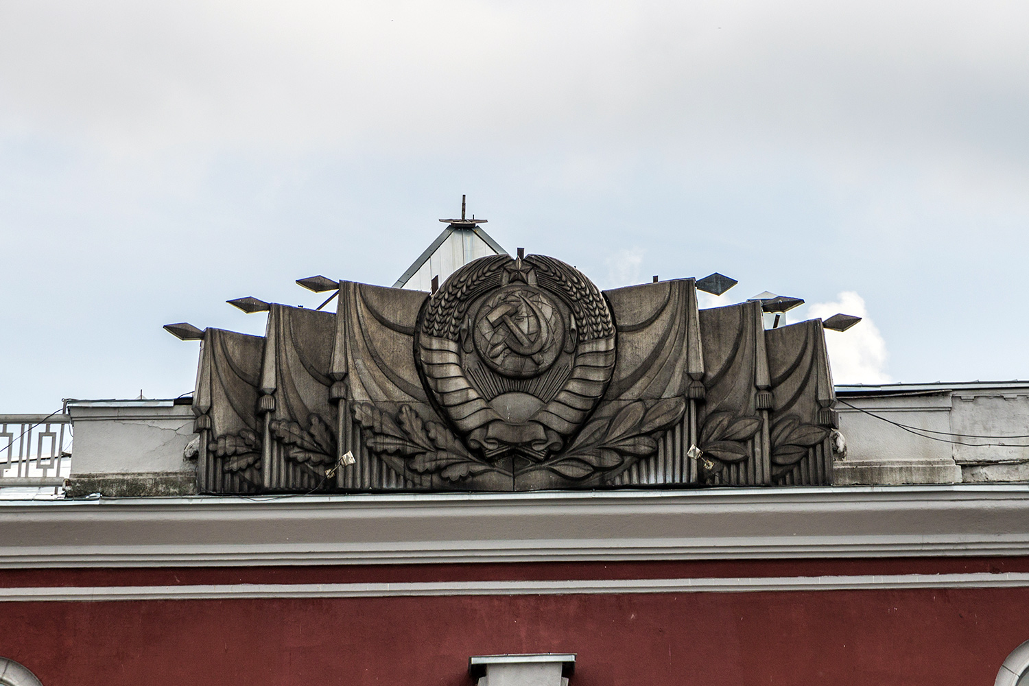 Курск, Привокзальная площадь, 1