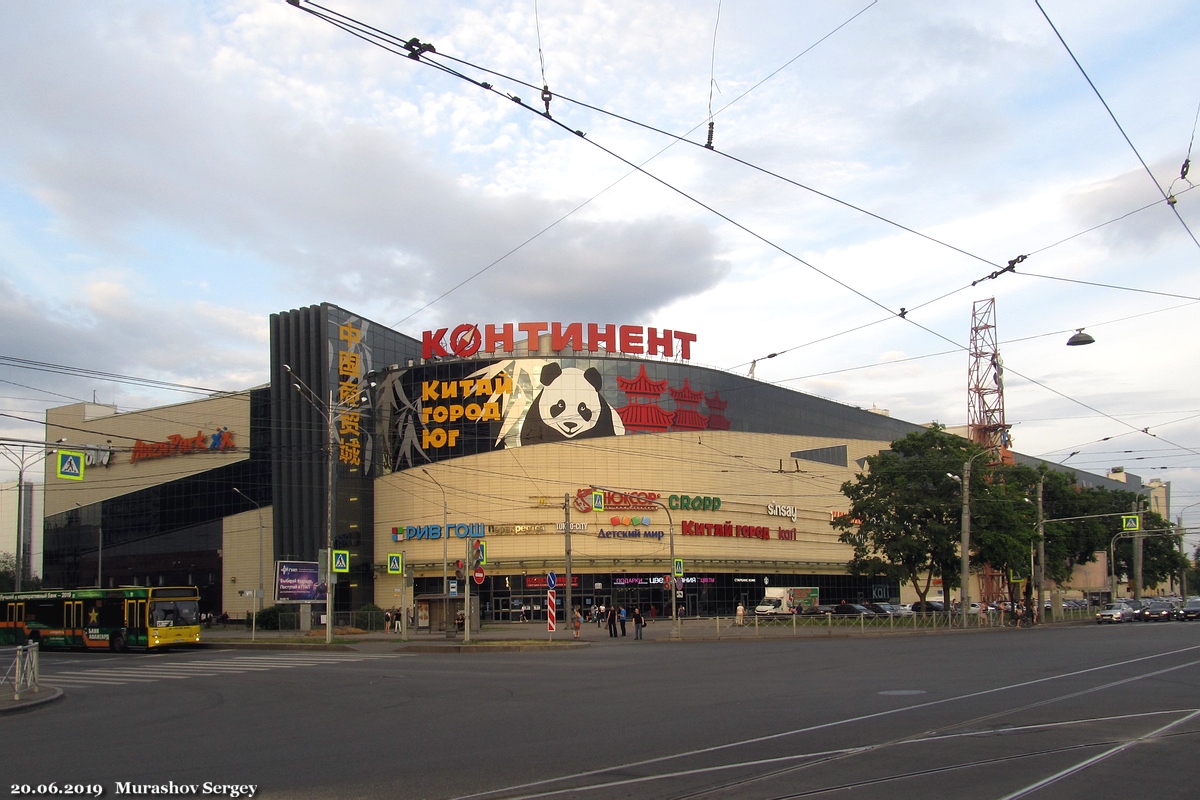 Saint Petersburg, Бухарестская улица, 30 лит. Б; Бухарестская улица, 32