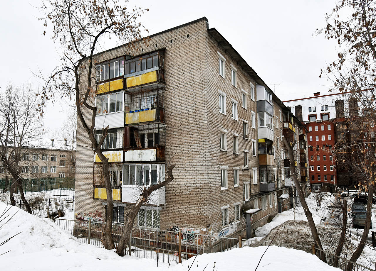 Perm, Улица Борчанинова, 7