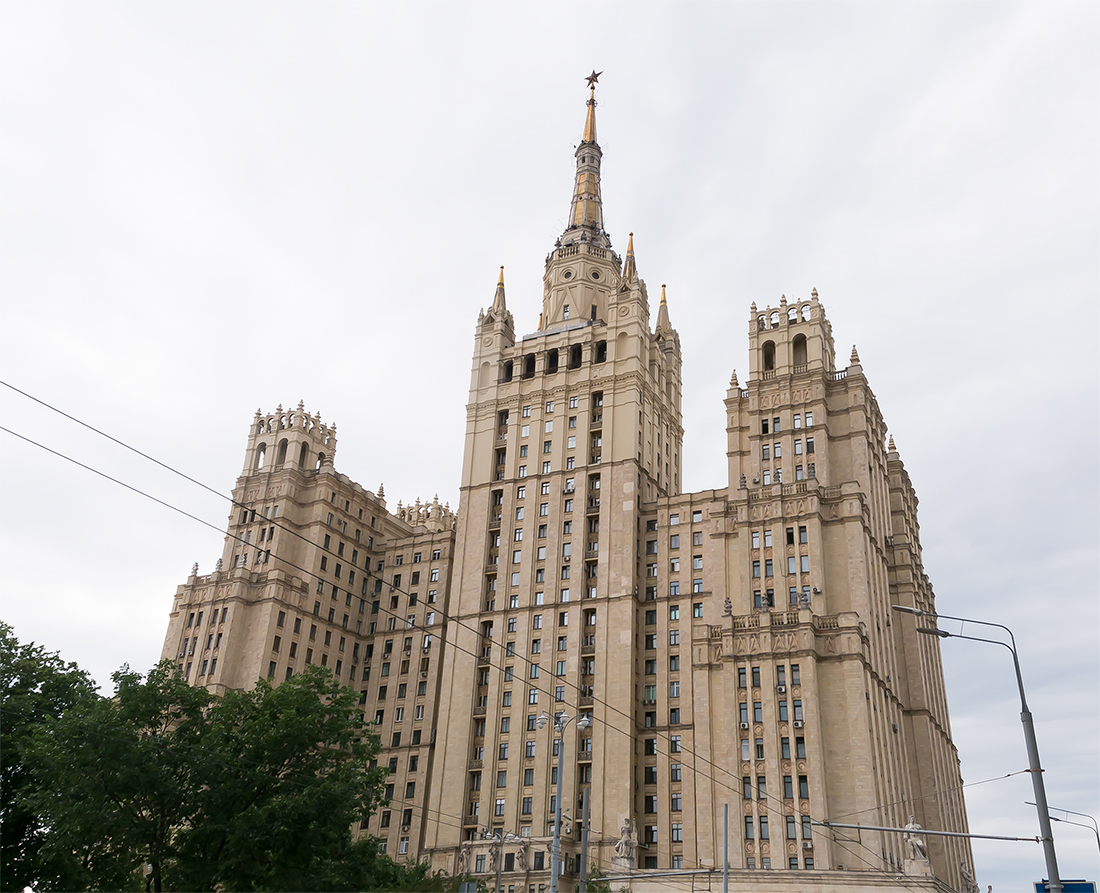 Москва, Кудринская площадь, 1